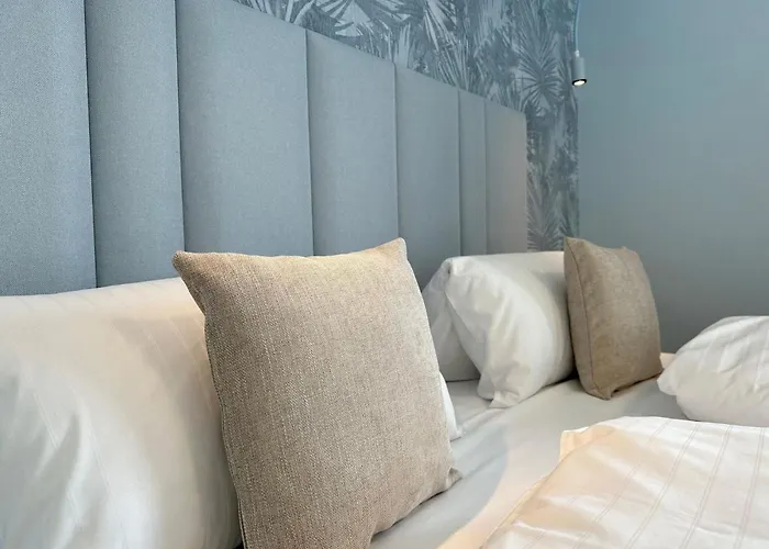 Ebbe Flut, Whg 17 Lägenhet